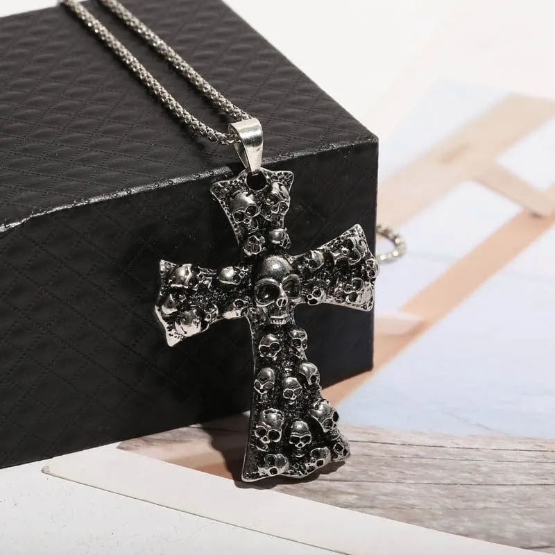 Punk-Halskette mit Kreuzanhänger für Herren mit großem Totenkopf