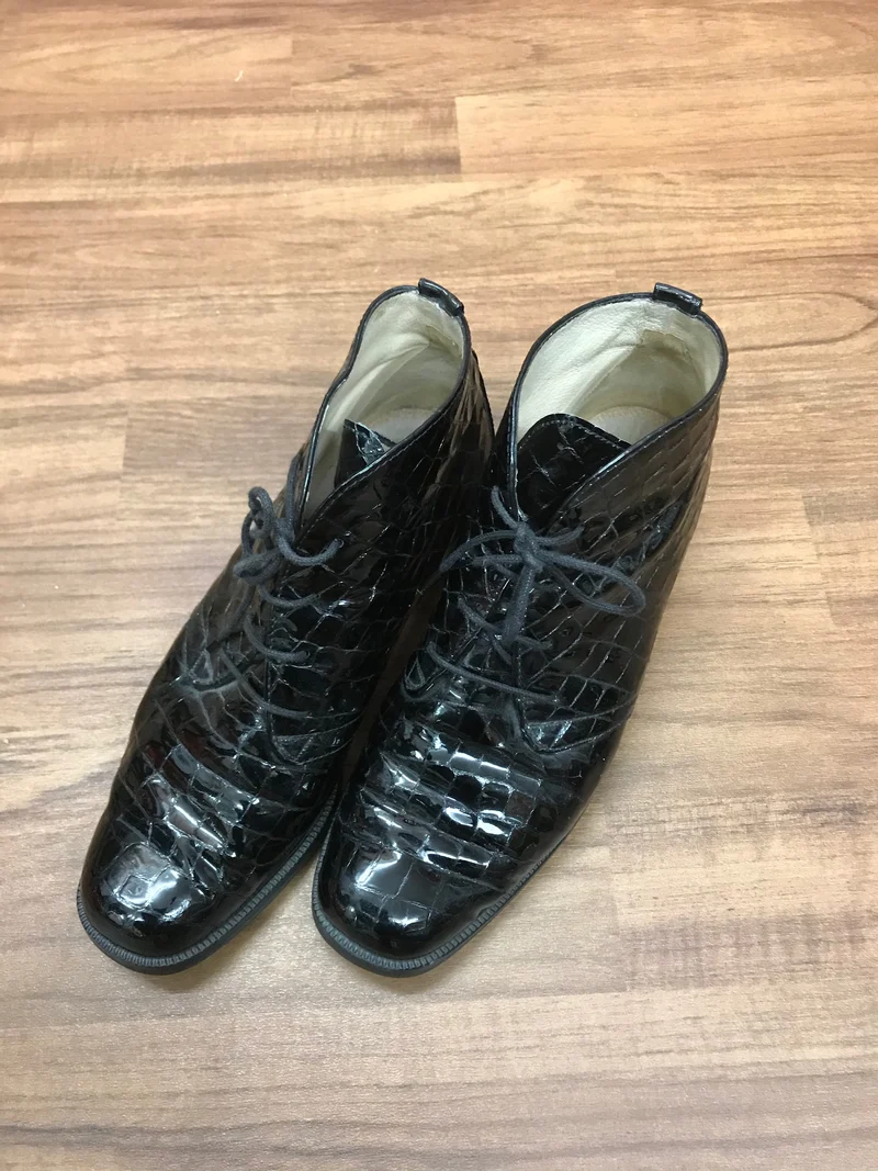Vintage Gabor Lackleder-Schnürstiefeletten Schwarz (Größe 5,5 / 38,5)