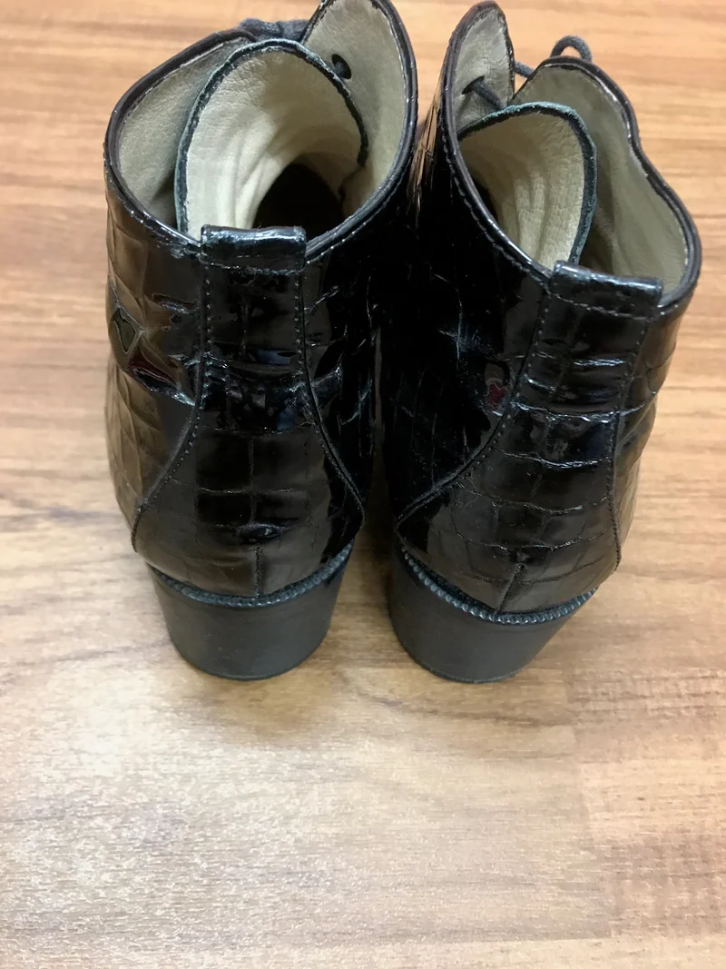 Vintage Gabor Lackleder-Schnürstiefeletten Schwarz (Größe 5,5 / 38,5)