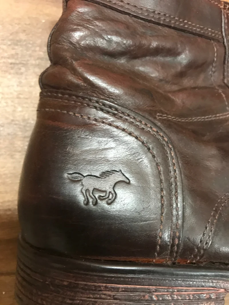 Vintage-Schuhe Herrenstiefel Mustang – Gr. 44