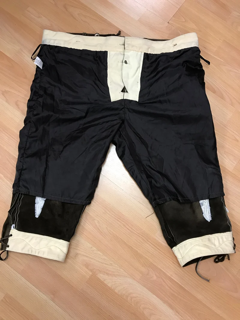 Trachtenlederhose - Kniebund - von Edelnice – Herren | Dunkelbraun | Bestickt | Bundweite 56 cm | Vintage 112 cm Gr.56