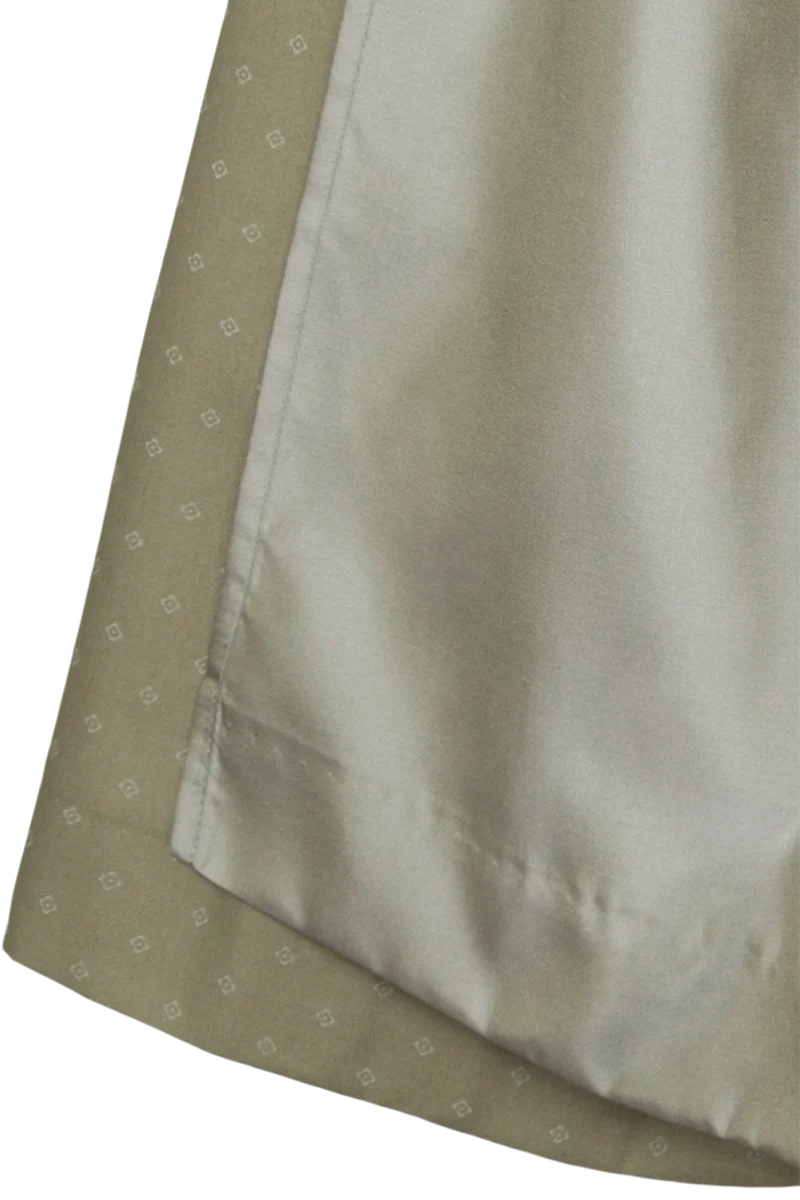 Langes Dirndl mit Jacquardmieder und Baumwollrock