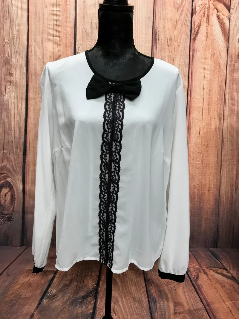 Elegante Schleifenbluse mit Spitze (Größe 46)