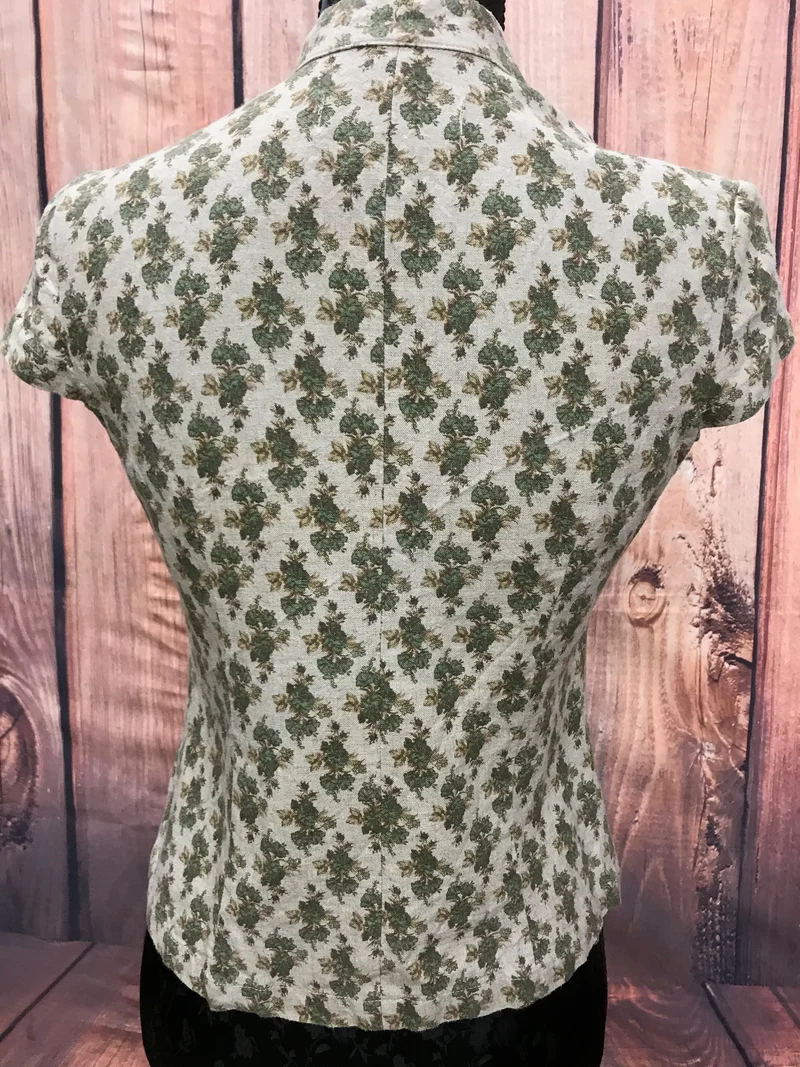 Vintage Bluse 1970er Gr. 38 – Stehkragen Blümchenprint Trachtenstil