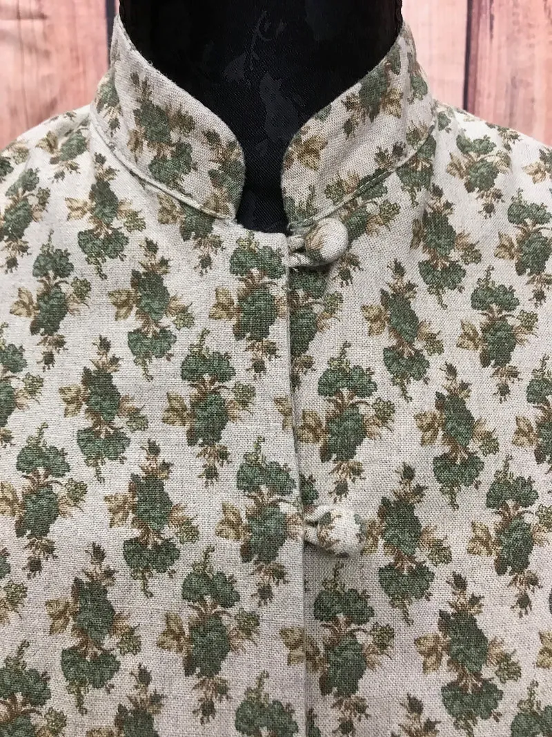 Vintage Bluse 1970er Gr. 38 – Stehkragen Blümchenprint Trachtenstil