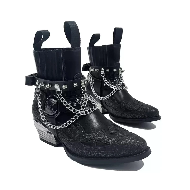 Punk-Motorradstiefel für Damen mit Nieten und Ketten