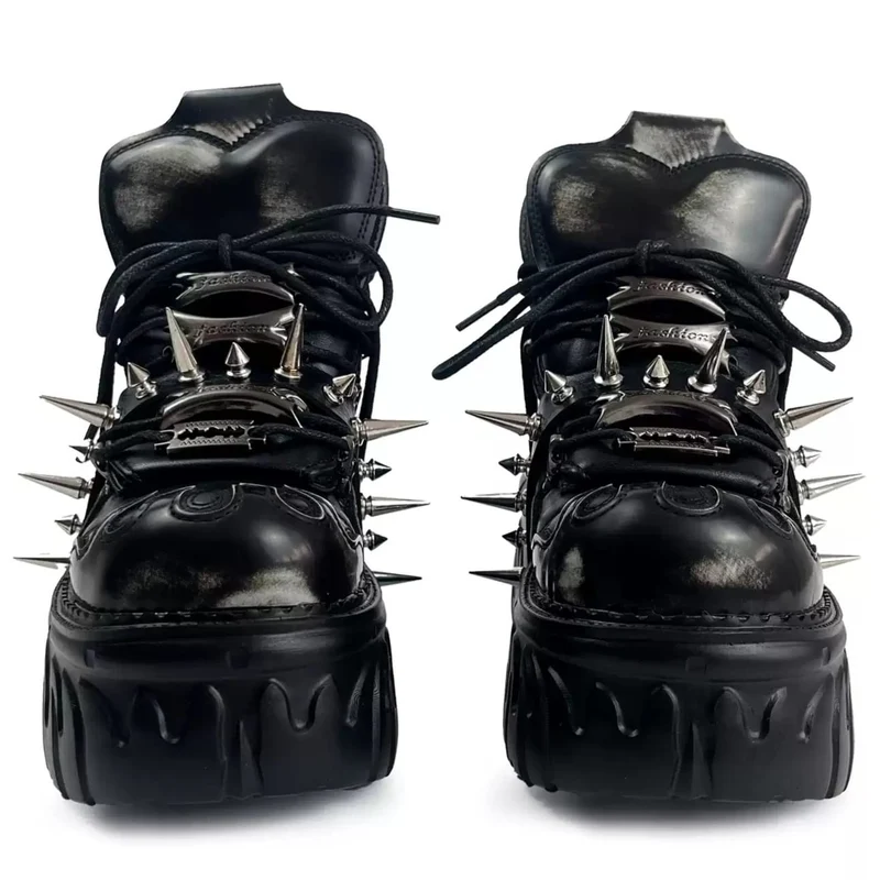 Punkrock-Plateauschuhe für Herren mit Nieten und klobiger Sohle
