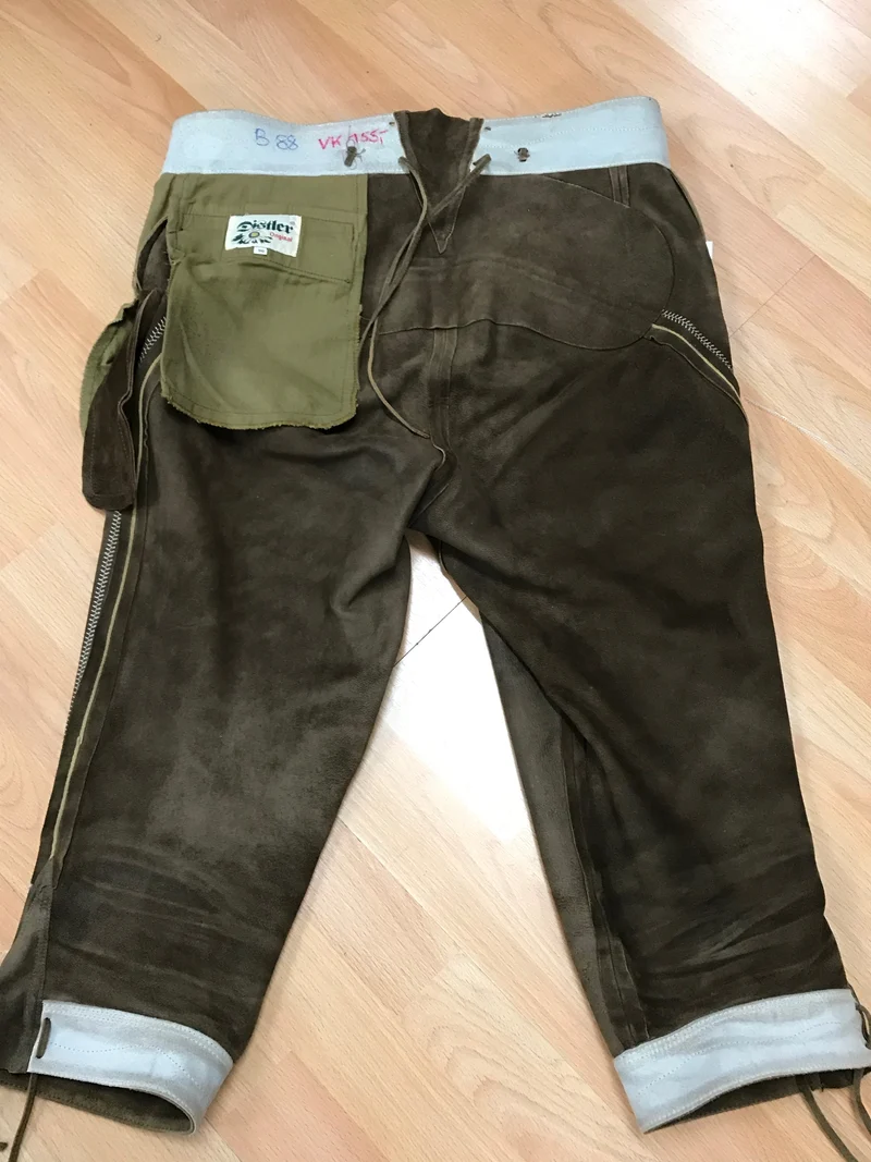 Vintage Trachten Lederhose Kniebund Distler – dunkelbraun, bestickt, Größe 50