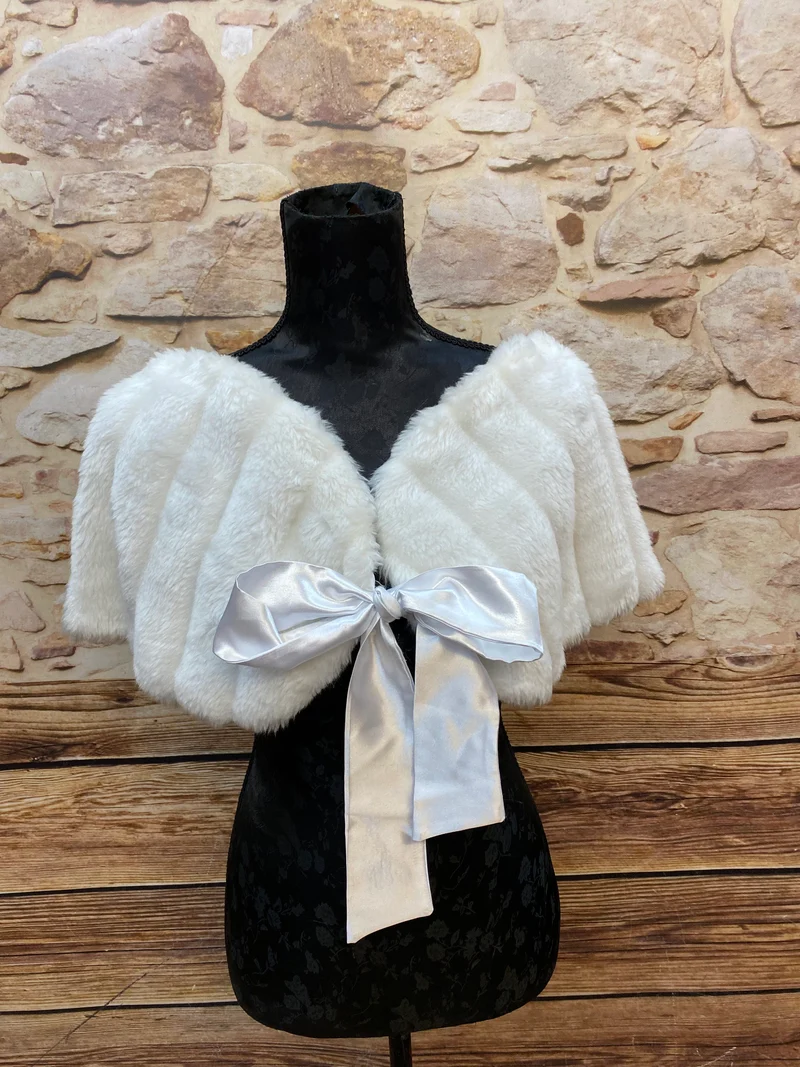 Elegante weiße Braut-Cape / Schulterstola – Gr. 42 (neu & ungetragen)