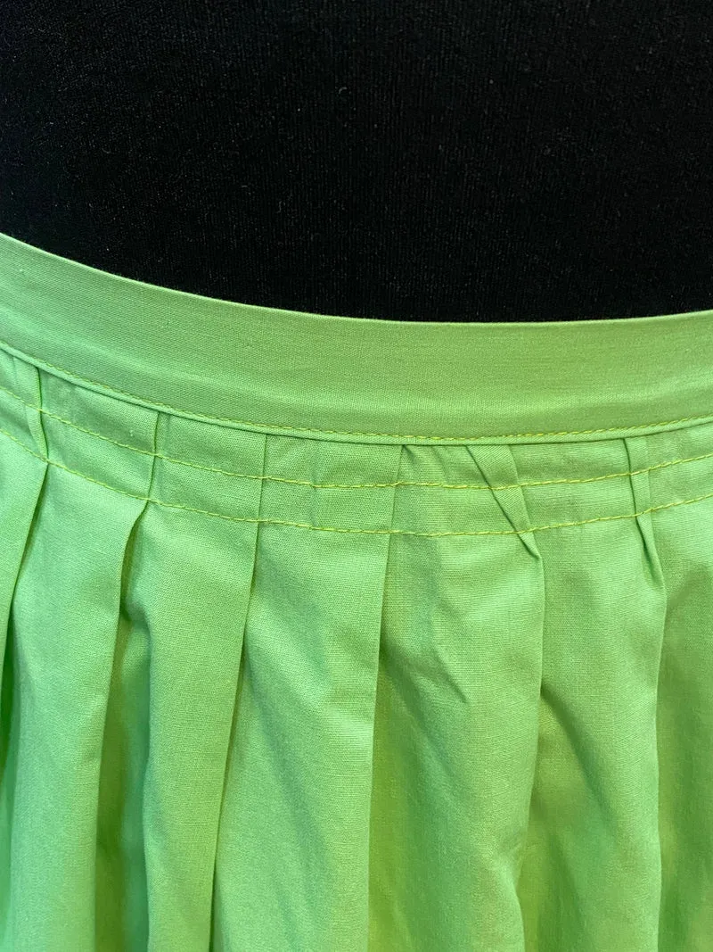Vintage Dirndlschürze apfelgrün mit Blumenborte & Spitze – Trachten Schürze Damen