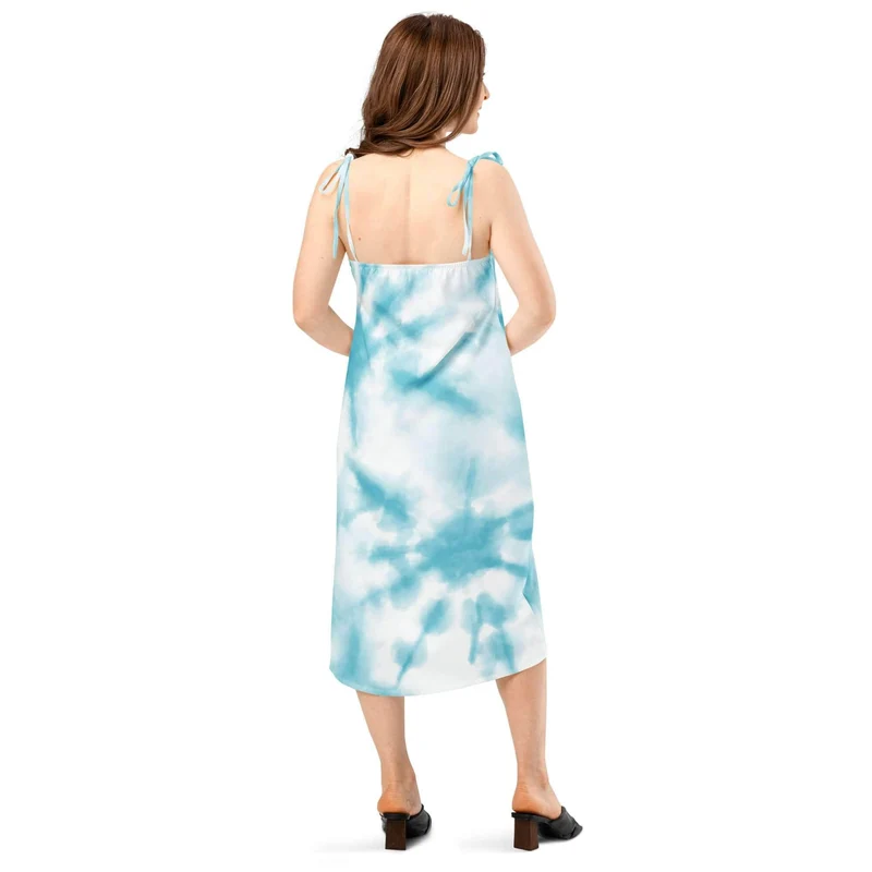 Effortless Style and Versatile Comfort – The Perfect Slip Dress