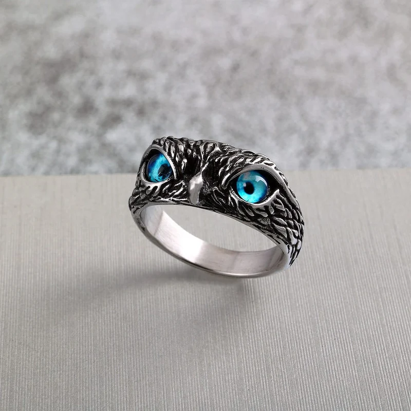 Herren-Punk-Eulenring mit blauen Augen