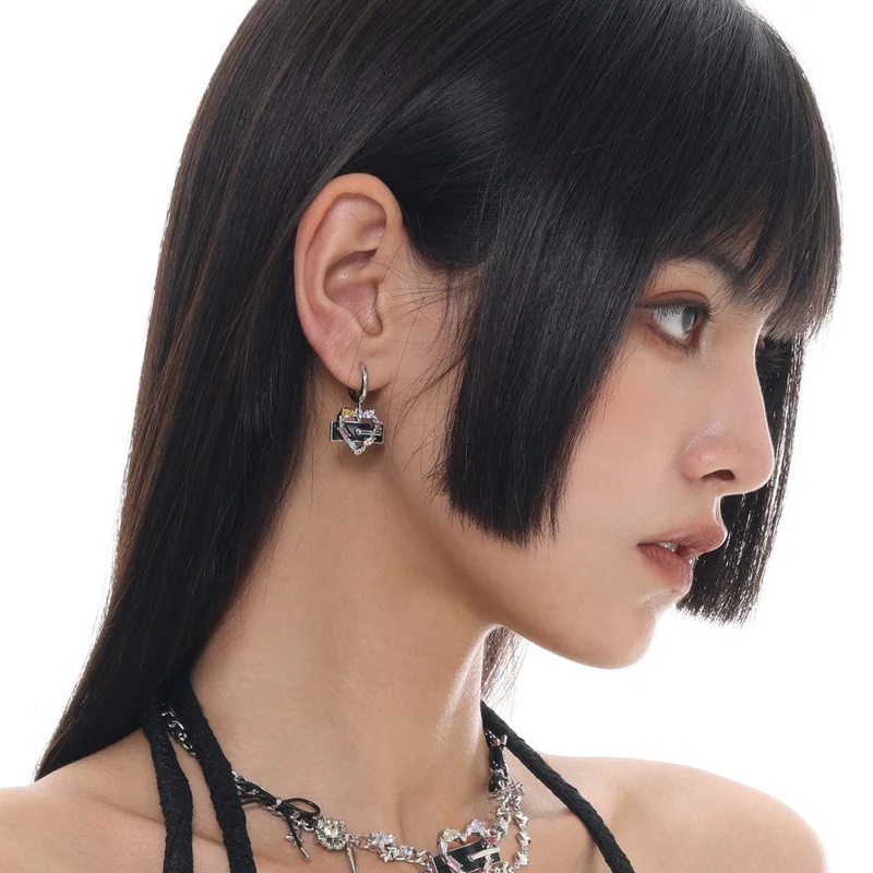 Damen-Punk-Herz-Ohrringe