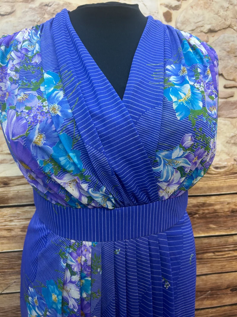 Original 70er Jahre Maxikleid blau floral Gr. 46