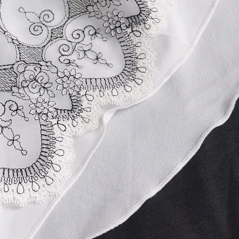 Gotische, mit Blumen bestickte, gekräuselte Halsbekleidung für Damen