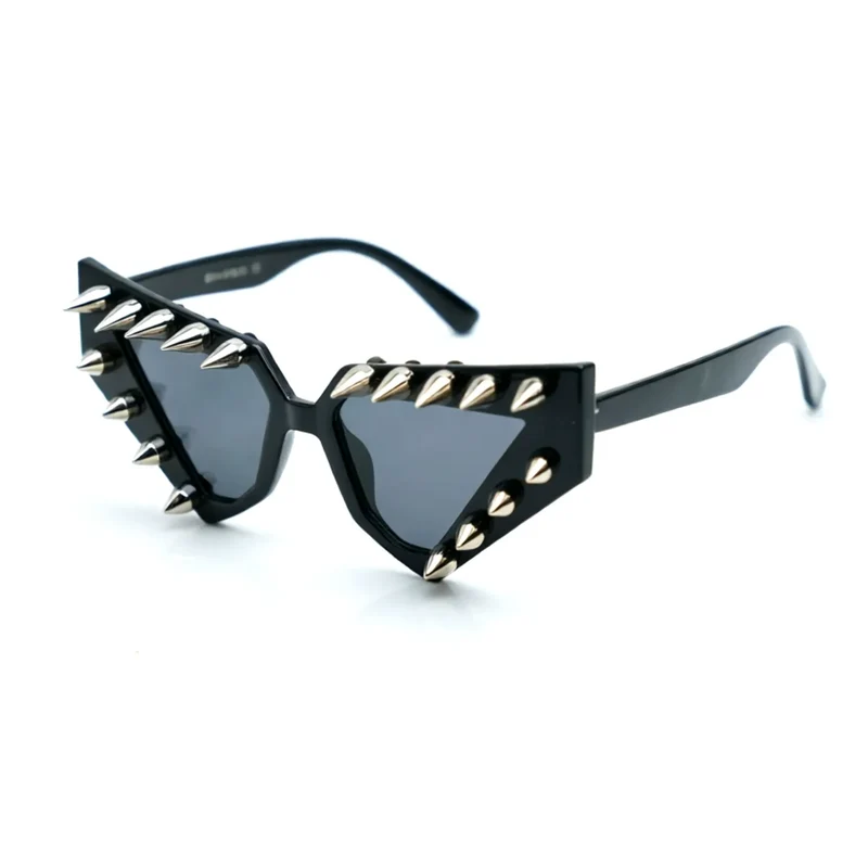 Unisex Punk Sonnenbrille mit Stacheln, geometrischem Katzenaugen-Design