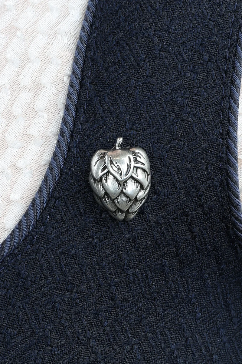 Pin Hopfen - altsilber