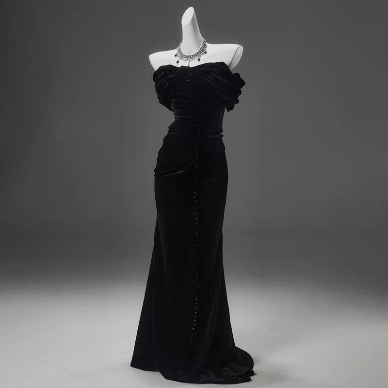 Damen Maßgefertigtes Gothic Bowknot Schnürrüschen Trägerloses Smokingkleid Schwarzes Hochzeitskleid