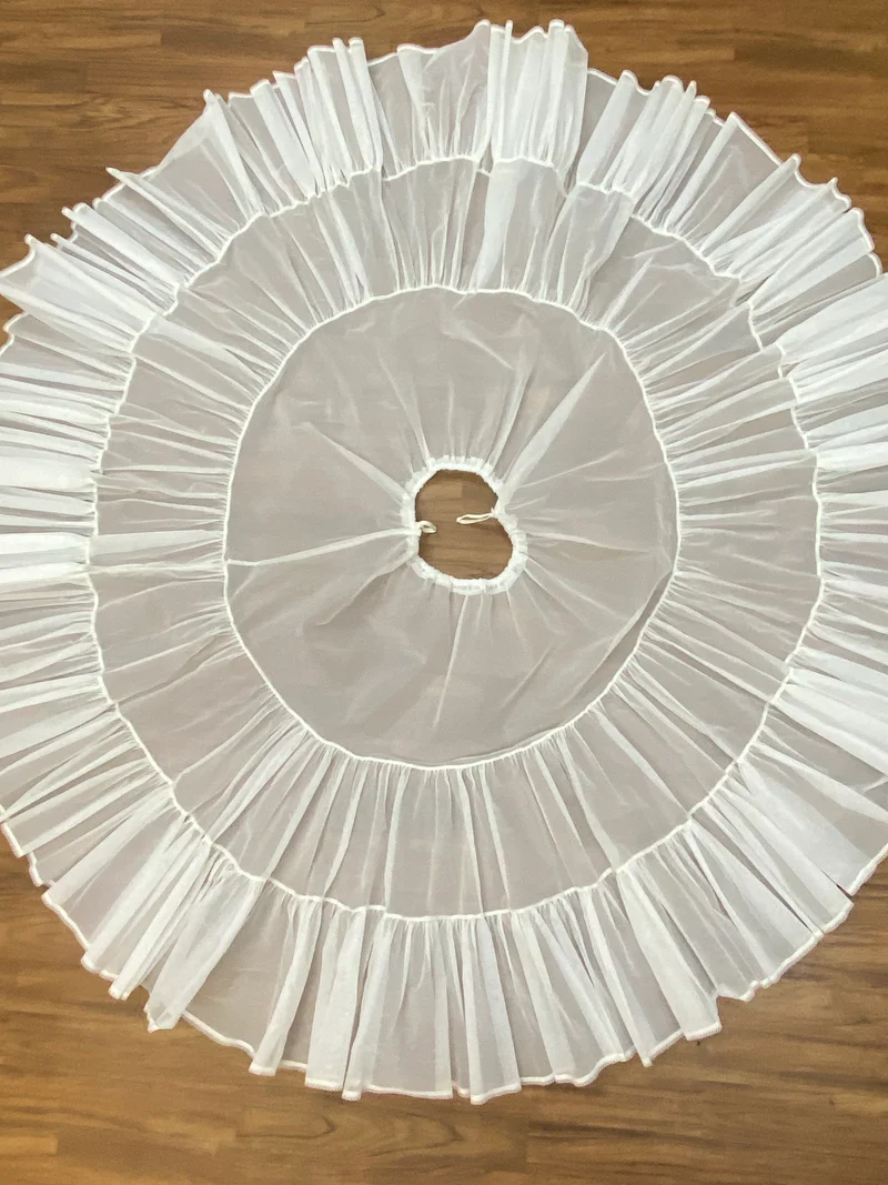 Schöner steifer Petticoat in der Farbe weiß Gr.S