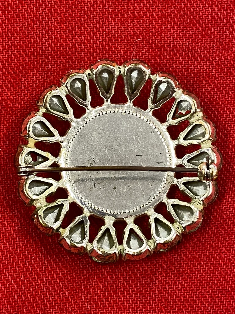 Vintage Brosche, rund, Schmuck mit großem runden Stein und kleine Glitzersteine