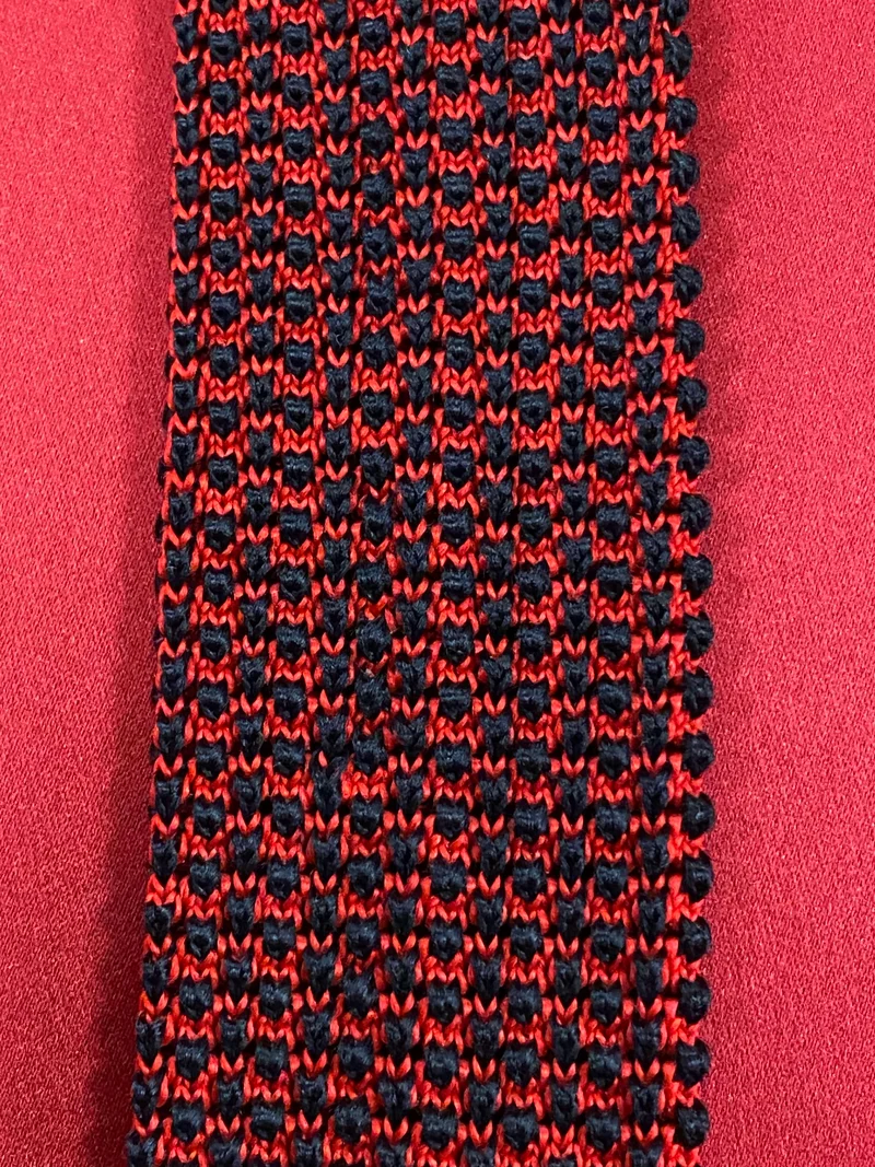Vintage Strickkrawatte Rot Schwarz – Real Silk Gemustert Retro
