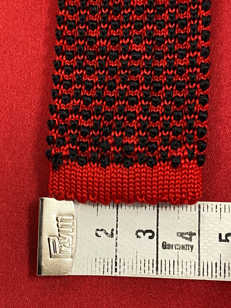 Vintage Strickkrawatte Rot Schwarz – Real Silk Gemustert Retro