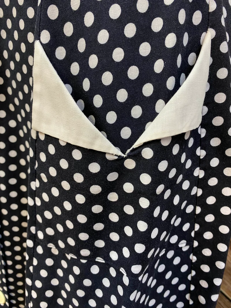 50er Jahre Kleid Schwarz Weiß Gr. 40 – gepunktetes Rockabilly Kleid mit Creme-Details