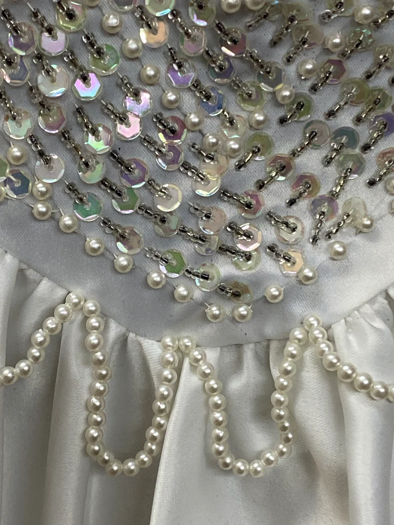 Glitzerndes Vintage-Brautkleid mit Puffärmeln – Gr. 42