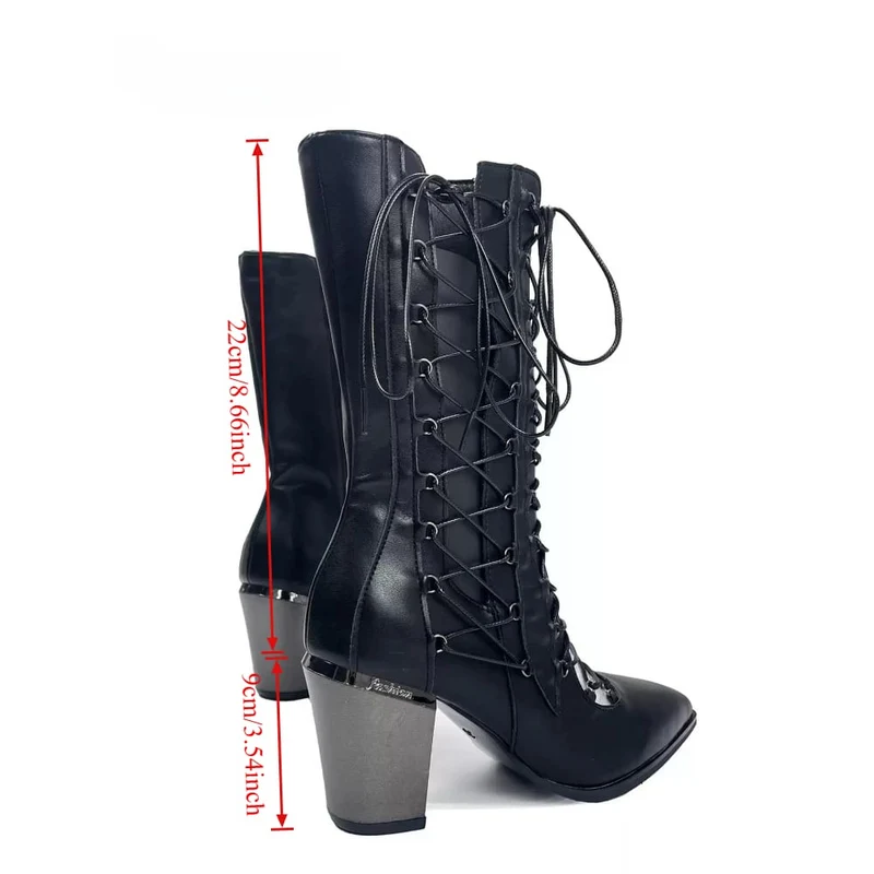 Punk-Stiefeletten für Damen mit gekreuzten Schnürungen, Cut-outs, spitzer Zehenpartie und Blockabsatz