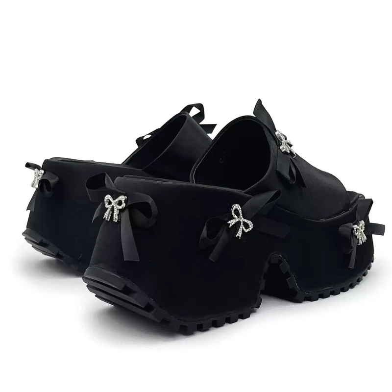 Gothic-Plateausandalen mit Schleifenverzierung für Damen