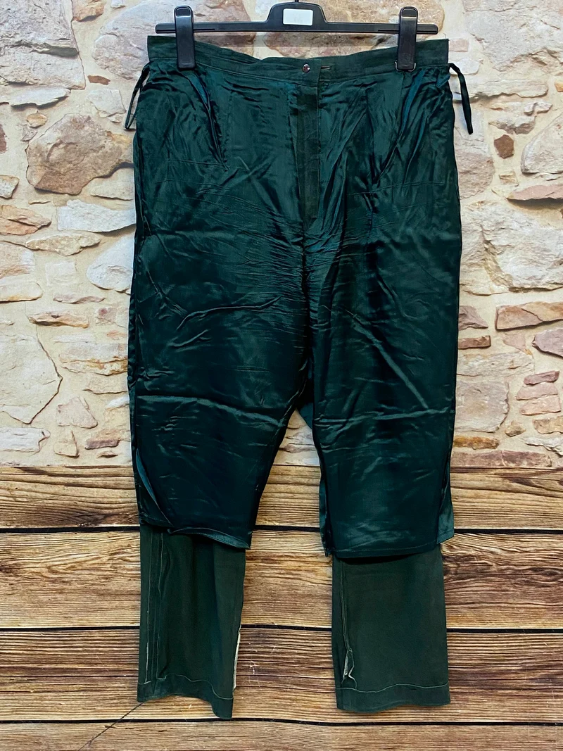 Damen Trachten-Lederhose in Dunkelgrün