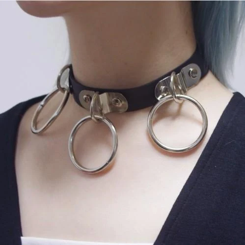 Frauen Punk Drei O-Ring Choker
