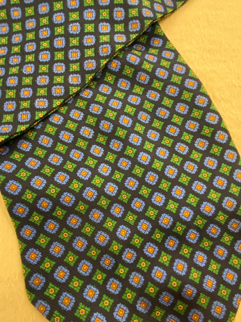 Vintage Seiden Ascot Schal Herren – SJR Klassiker Gemustert