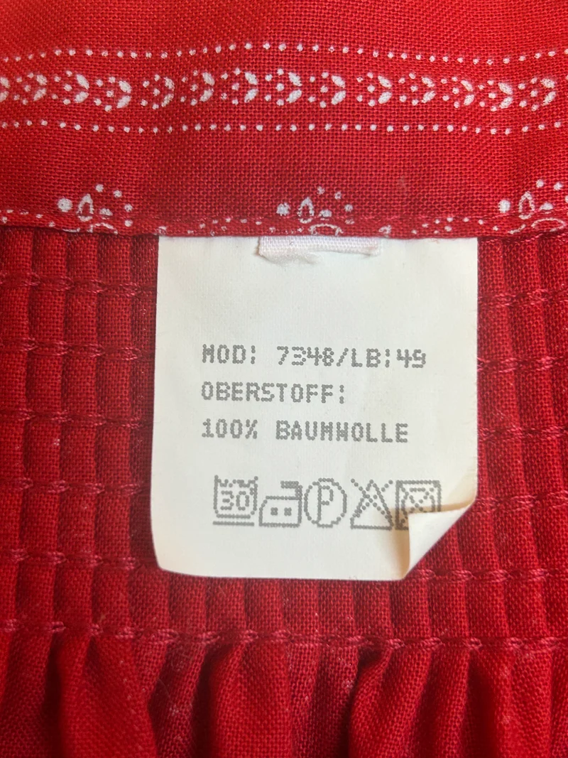 Vintage Dirndlschürze rot - lang