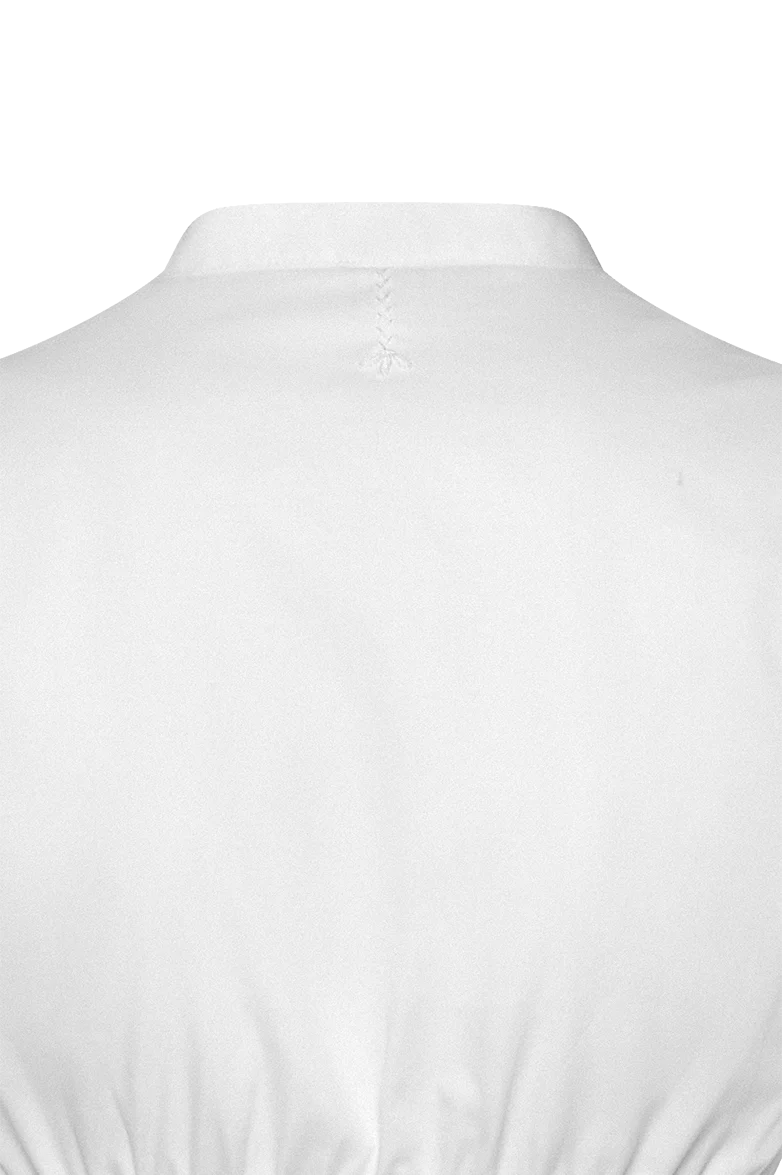 Dirndlbluse mit Puffärmel