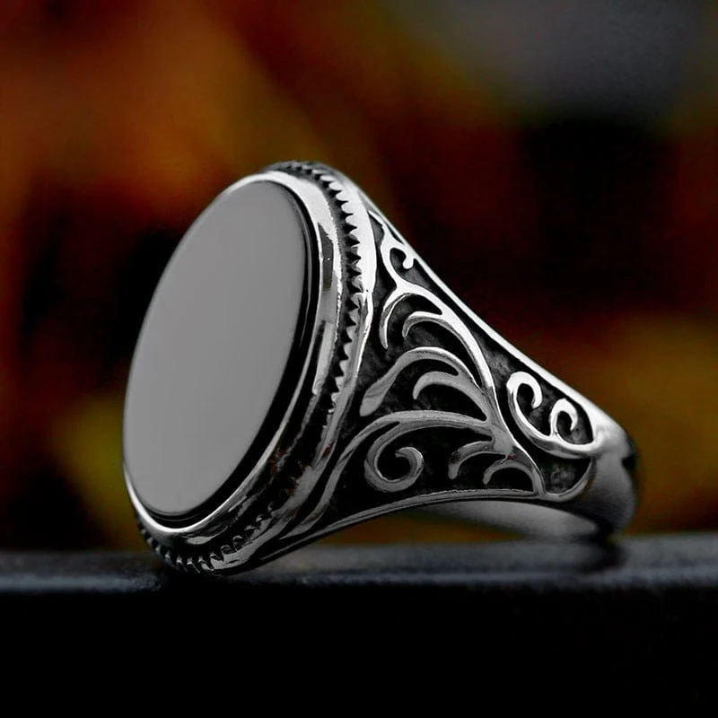 Herren-Punk-Ring aus geschnitztem schwarzem Achat