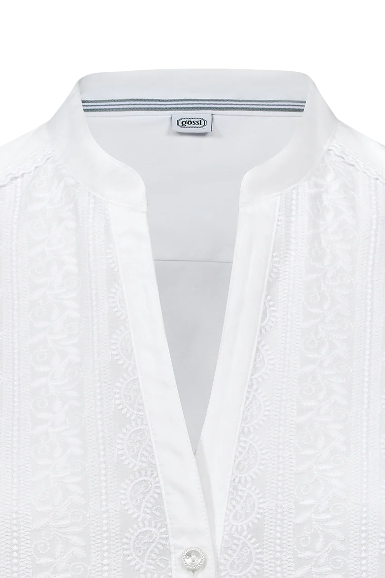 Sommerbluse mit Stickerei und Spitze