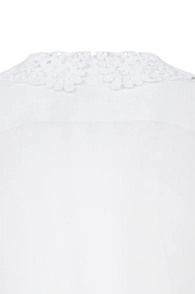 Bluse mit Klöppelspitze