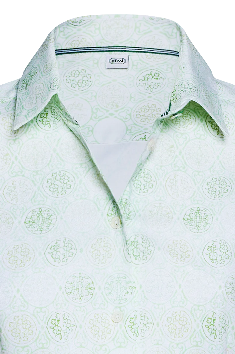 Bluse mit hand gedruckten Modeln