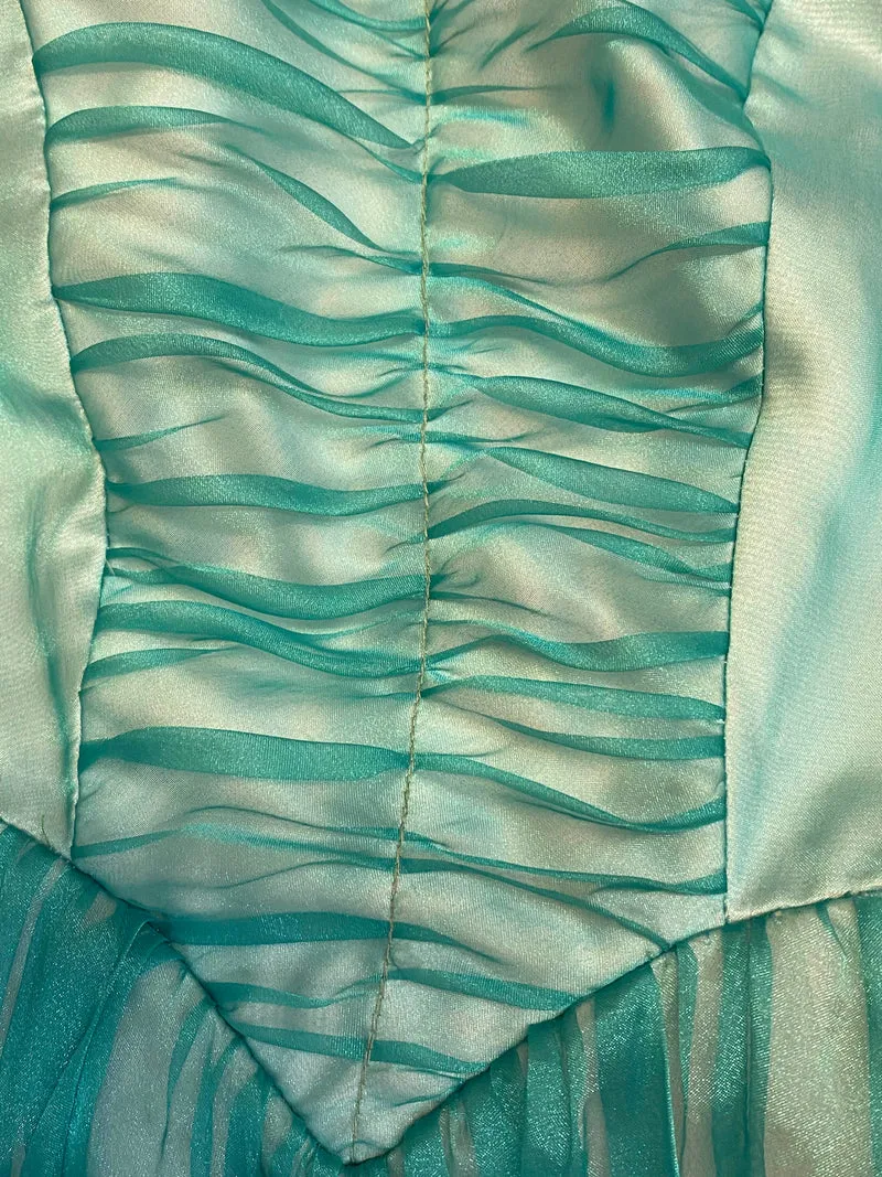 Türkis-Prinzessinnen-Ballkleid mit Rosetten – Gr. 38