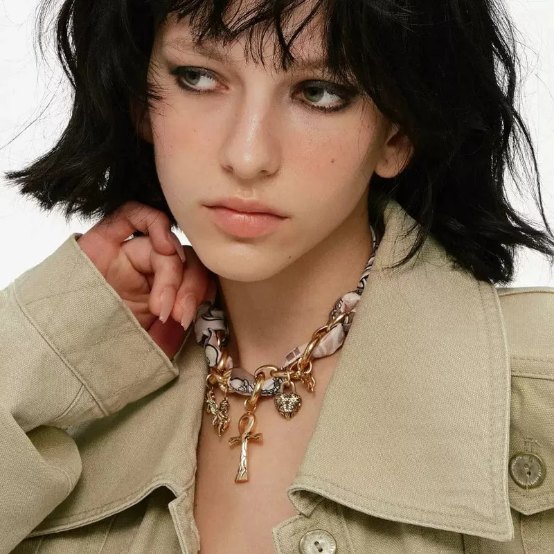 Grunge-Retro-Kreuzchoker für Damen