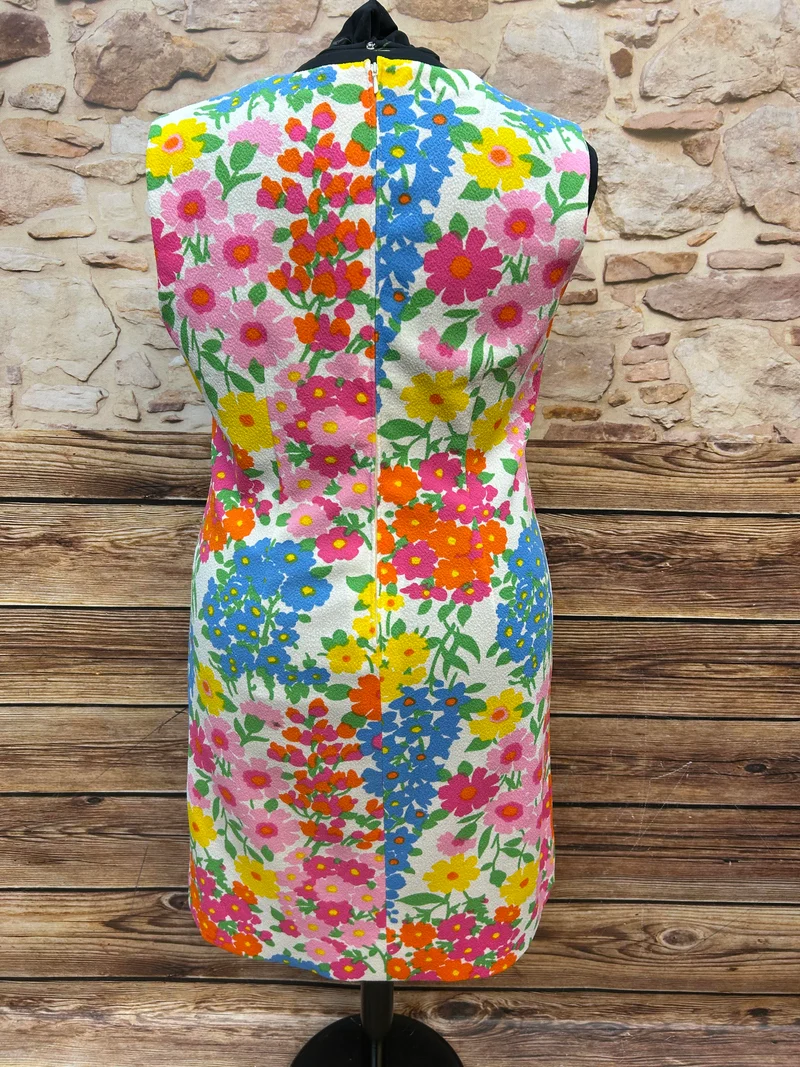 60er Jahre Kleid – Vintage Unikat mit buntem Blumenmuster (Größe 50)