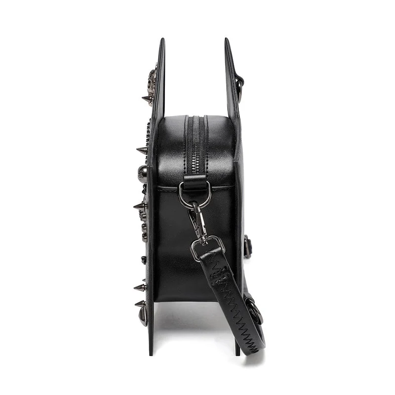 Gothic-Tasche für Damen mit Totenkopf, Nieten und Pentagramm