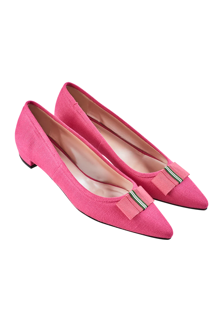 Ballerina aus Leinen