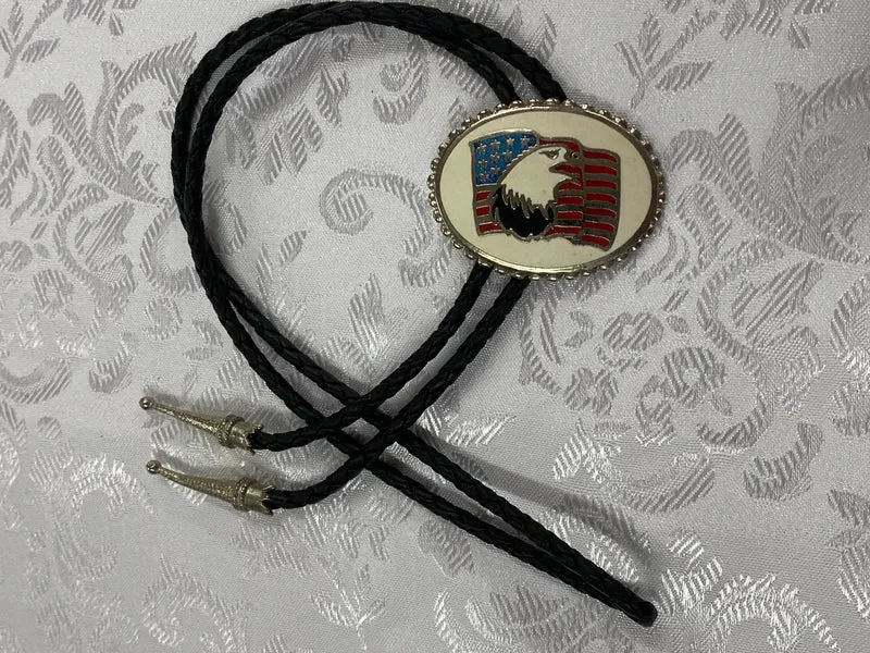Bolo Tie mit Adler und amerikanischer Flagge