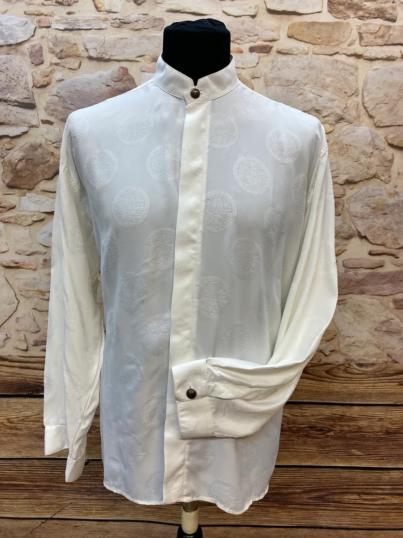 Elegantes Vintage-Hemd mit Ornament-Muster und Stehkragen– Cremeweiß, Gr. 41