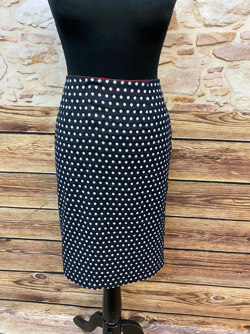 Vintage-Kostüm mit Punkten und Accessoire, Unikat