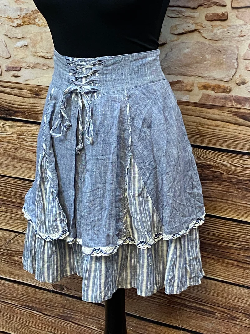 Vintage Trachtenrock mit Spitze und Rüschen