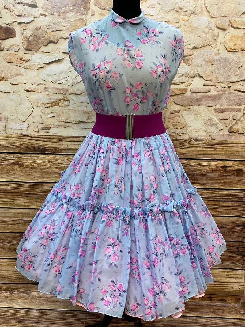 50er Jahre Petticoatkleid Blau Rosa – Rockabilly Tellerrock Kleid mit Blumen & Gürtel Gr. 36
