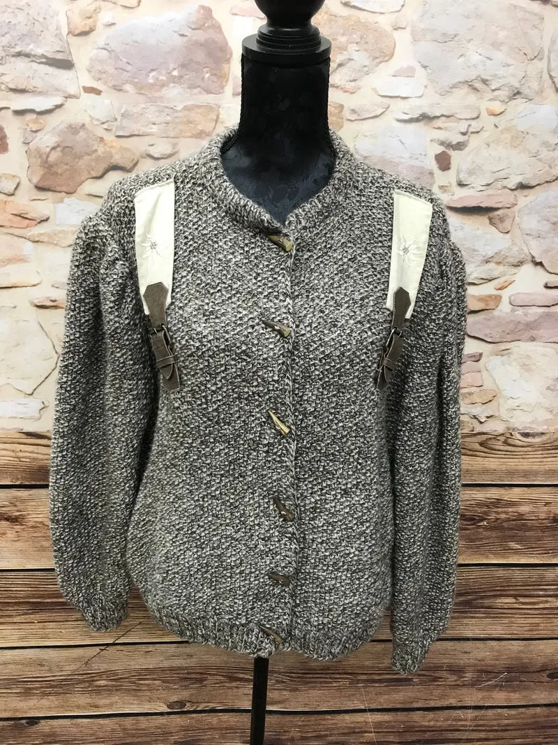 Vintage Trachten Strickjacke Damen Braun-Beige mit Edelweiß – Größe 46